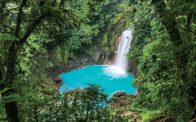 Rio-Celeste-costa-rica